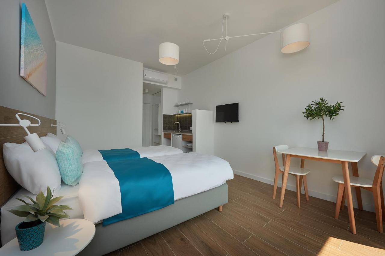 Garni Hotel Larimar Budva Exterior photo